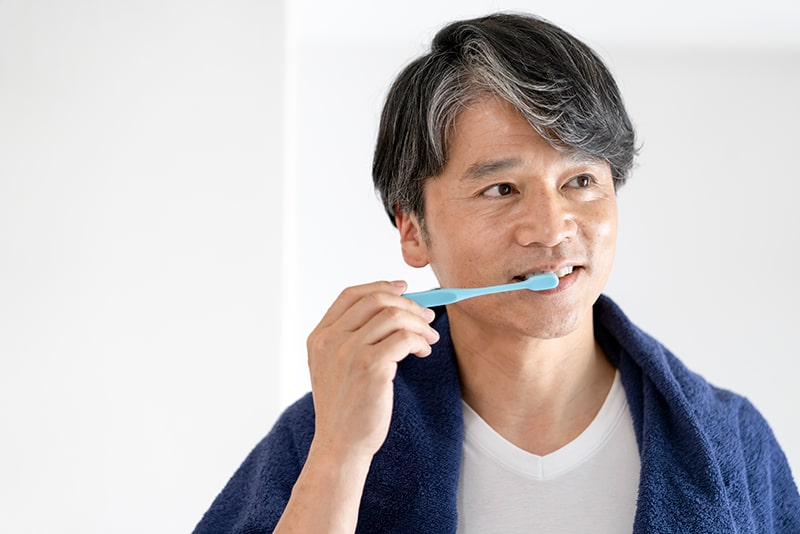 お口の健康を守る「予防ケア」を始めましょう